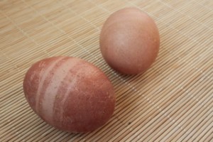 Natural Easter Egg Dyes - Red Onion