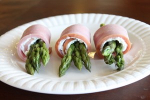 Ham-Asparagus Rolls