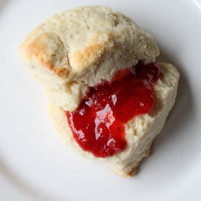 Plain Scone with Strawberry Freezer Jam