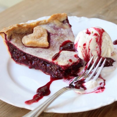 Wild Blackberry Pie