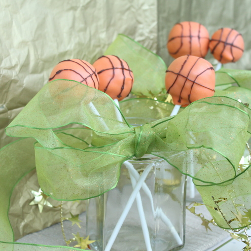 Basketball Birthday Cake on Had Some Leftover Cake So I Decided To Make Basketball Cake Pops For